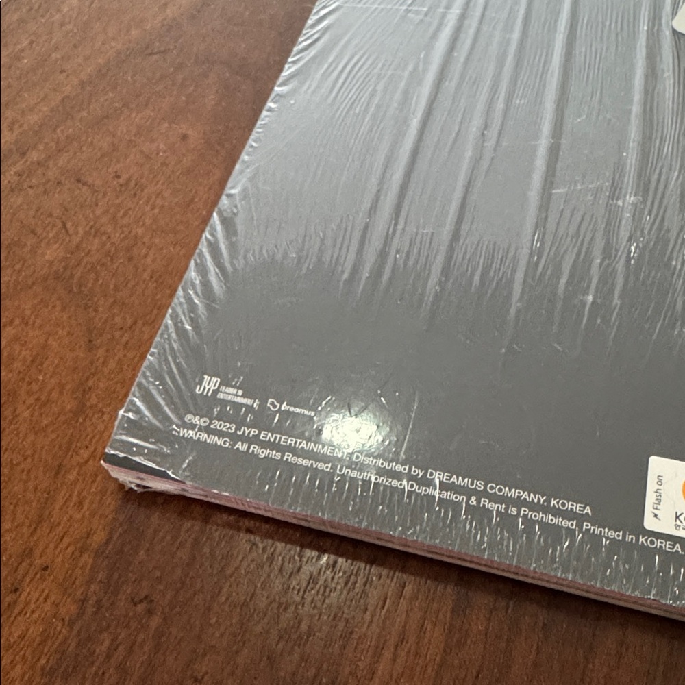 STRAY KIDS ROCK-STAR Mini Album SEALED set of 2 - Picture 7 of 8